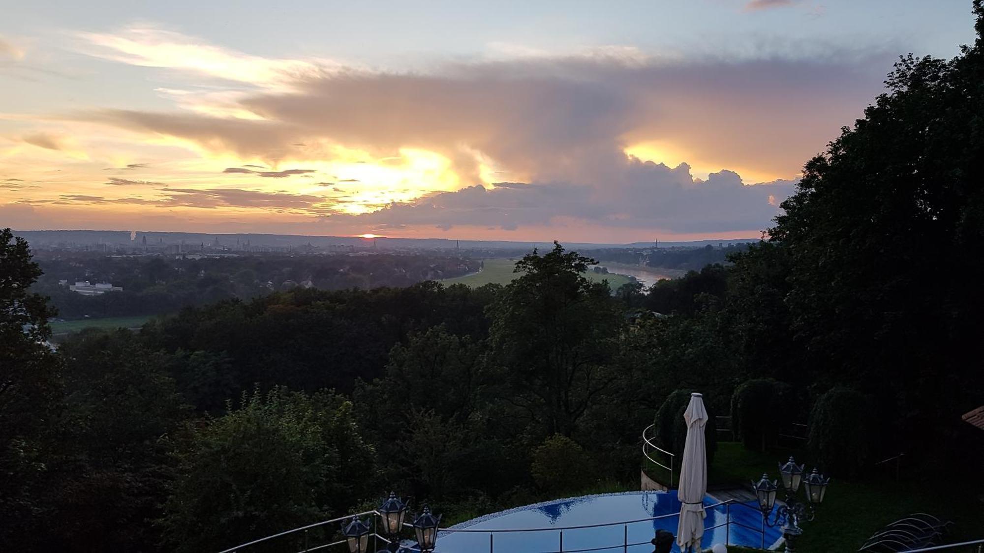 Villa Via Lapis - Panoramablick Ueber Dresden - Garten - Pool - Sauna - Luxus Екстериор снимка